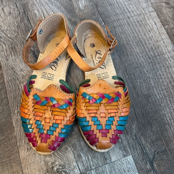 Toddler Girl Huaraches Woven Shoe Mexico size 18 (US12) - Picture 1 of 3